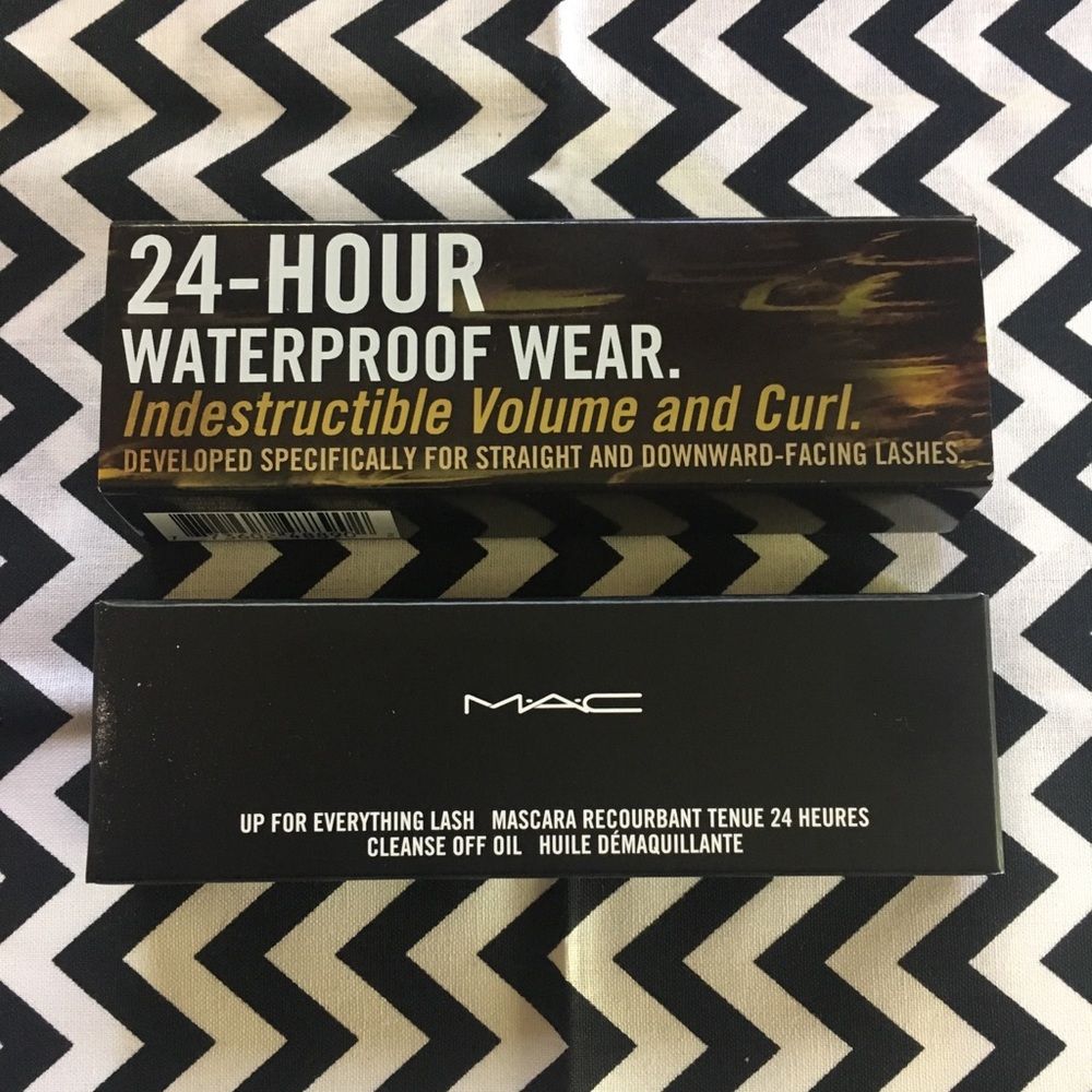 MAC 24hr Waterproof Mascara & Cleanse Oil - Picture 2 of 8